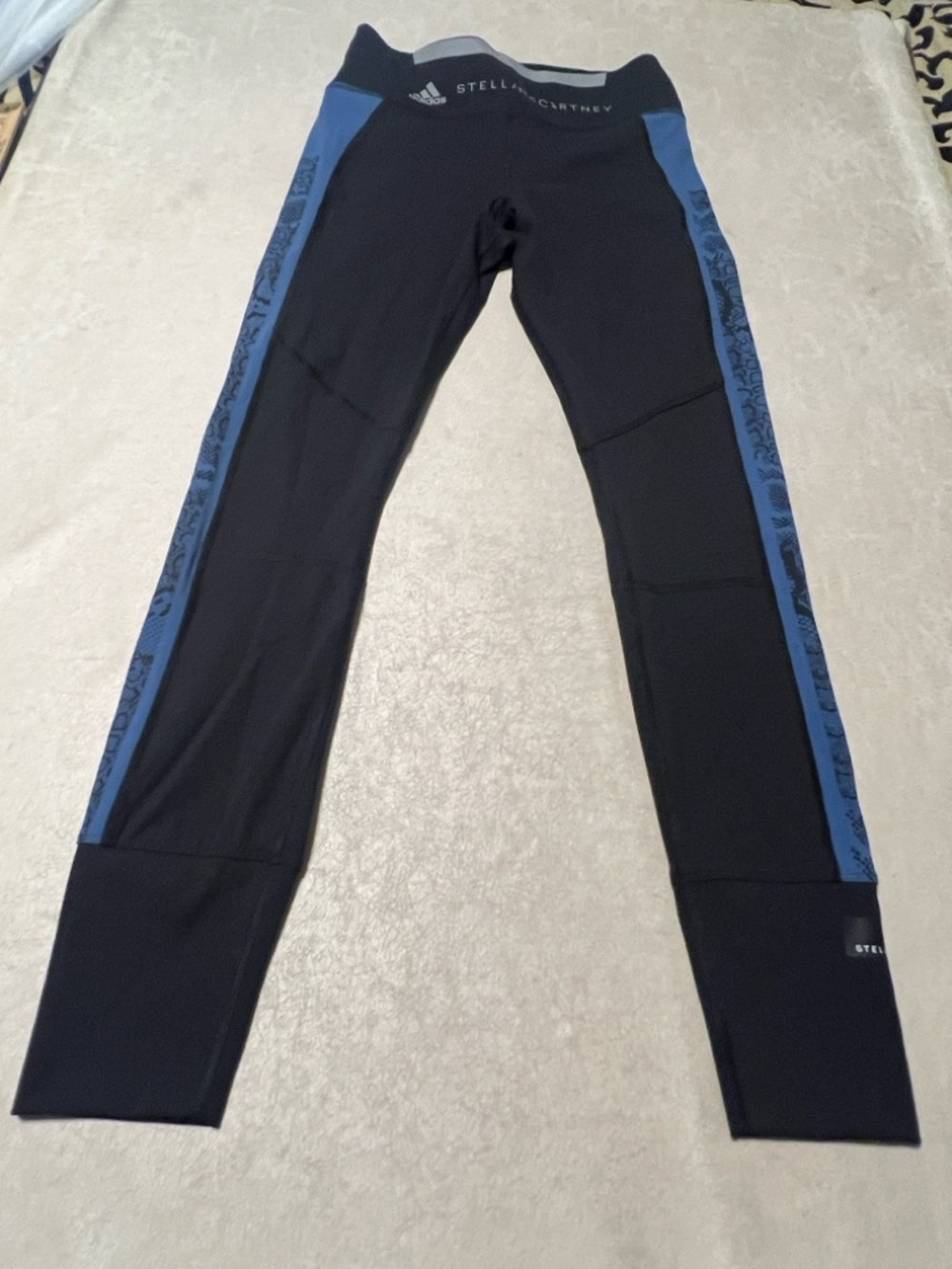 Adidas by Stella McCartney Black Leggings w/Blue Snakeskin Stripe. Women's Small